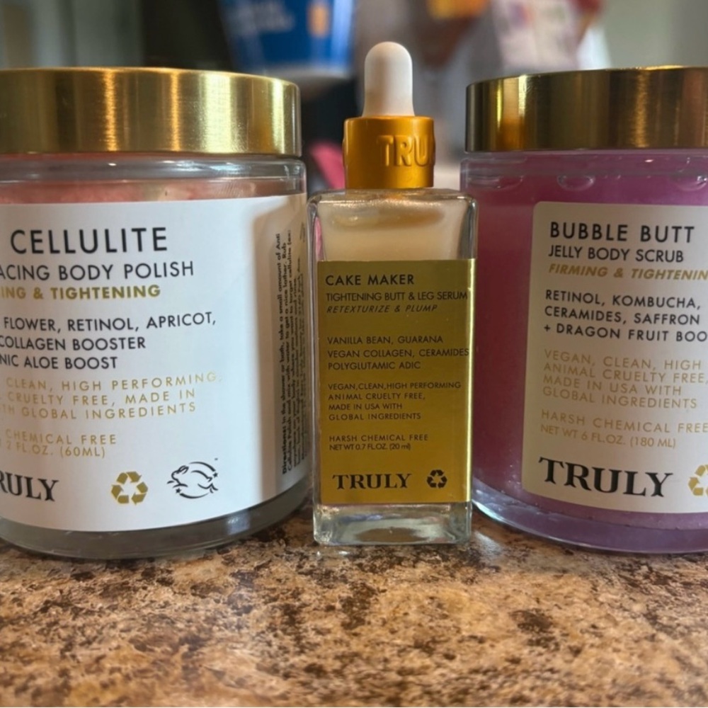 New Truly Bundle - Picture 3 of 4